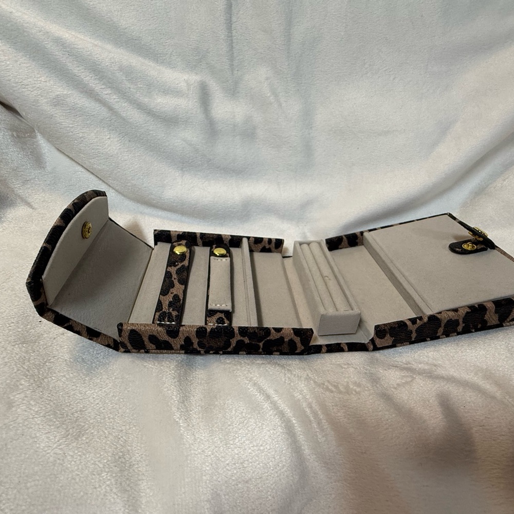 Leopard Print Jewelry Organizer
